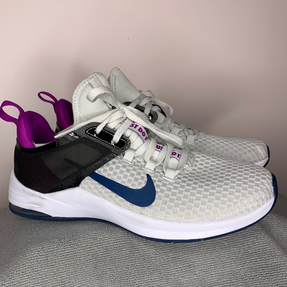 nike bella tr2